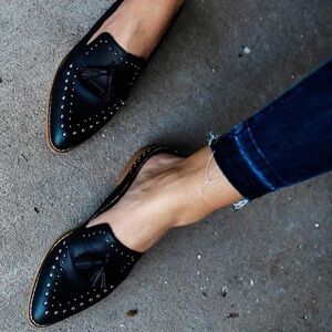FSJ Black Tassel Studded Flats
